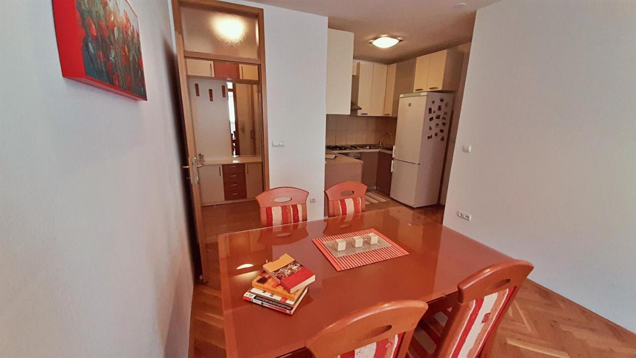 Apartment Jen Omiš Exteriér fotografie