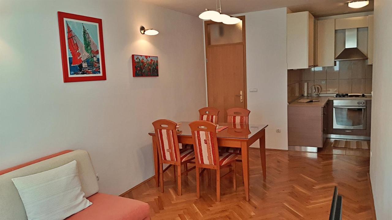 Apartment Jen Omiš Exteriér fotografie