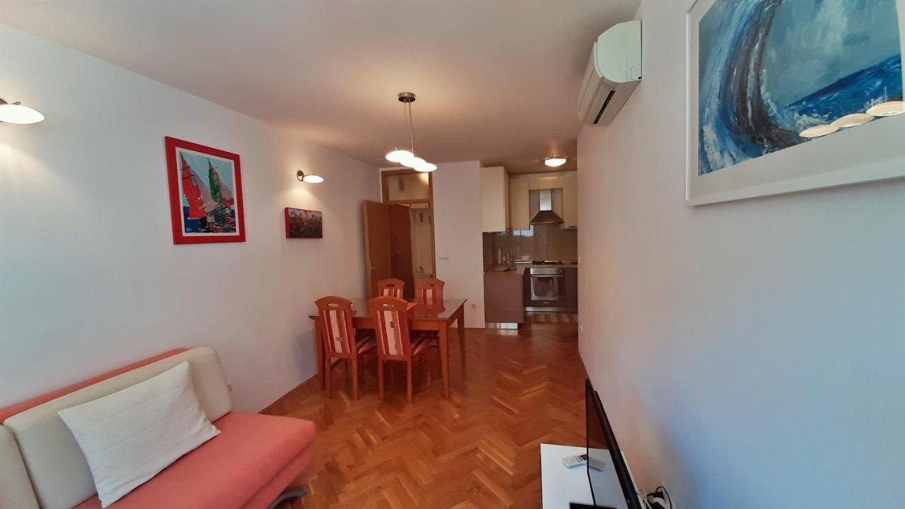 Apartment Jen Omiš Exteriér fotografie