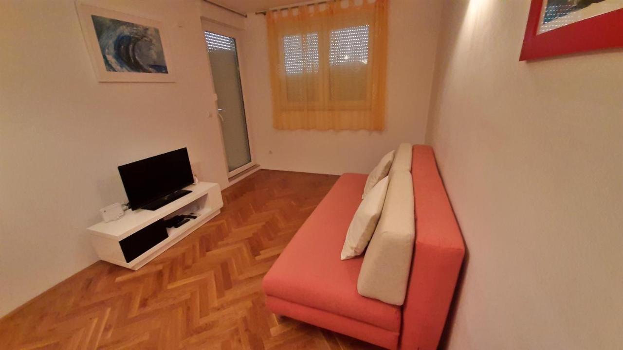 Apartment Jen Omiš Exteriér fotografie