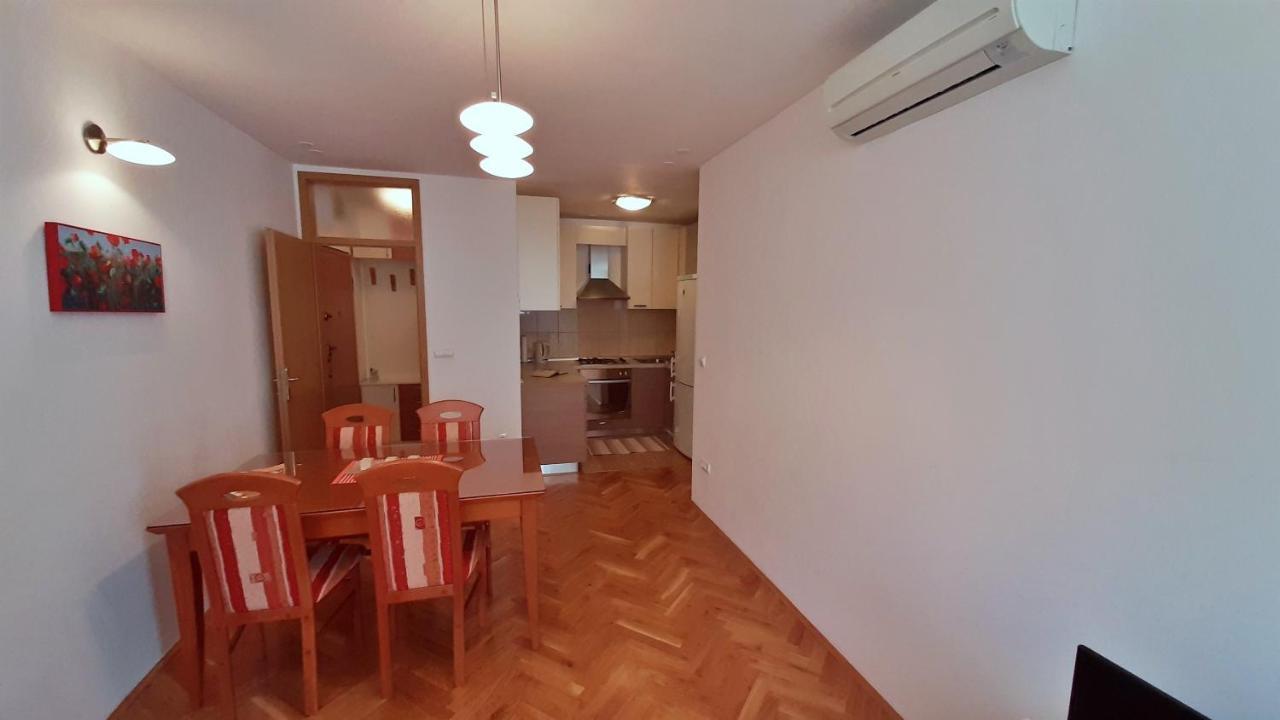 Apartment Jen Omiš Exteriér fotografie